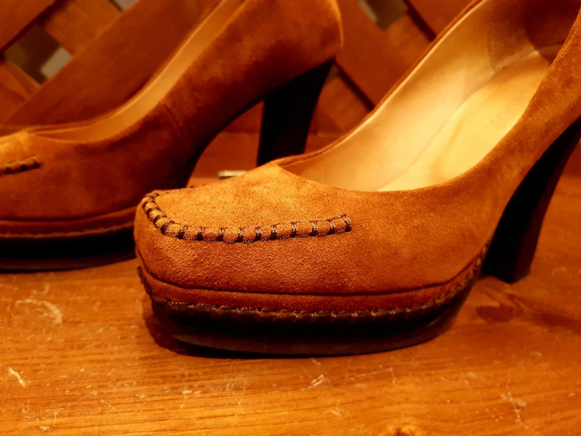 Hush Puppies / Birkensstock / Lanidor/Rockport e sapatos diversos