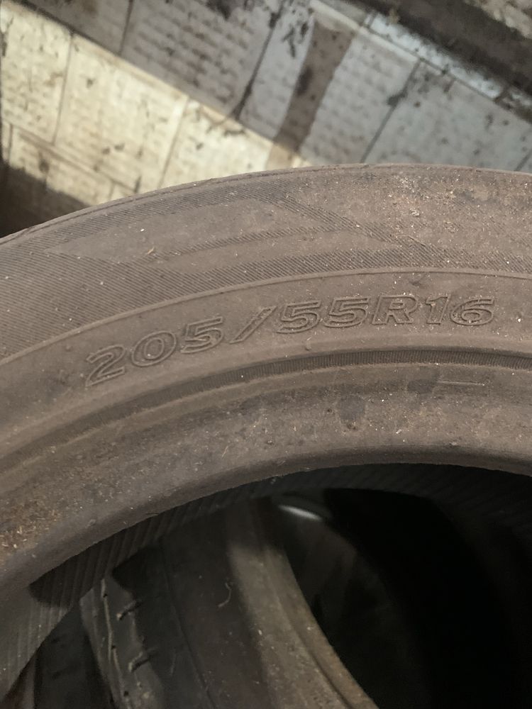 Резина Hankook 205/55 R16 лето, шины