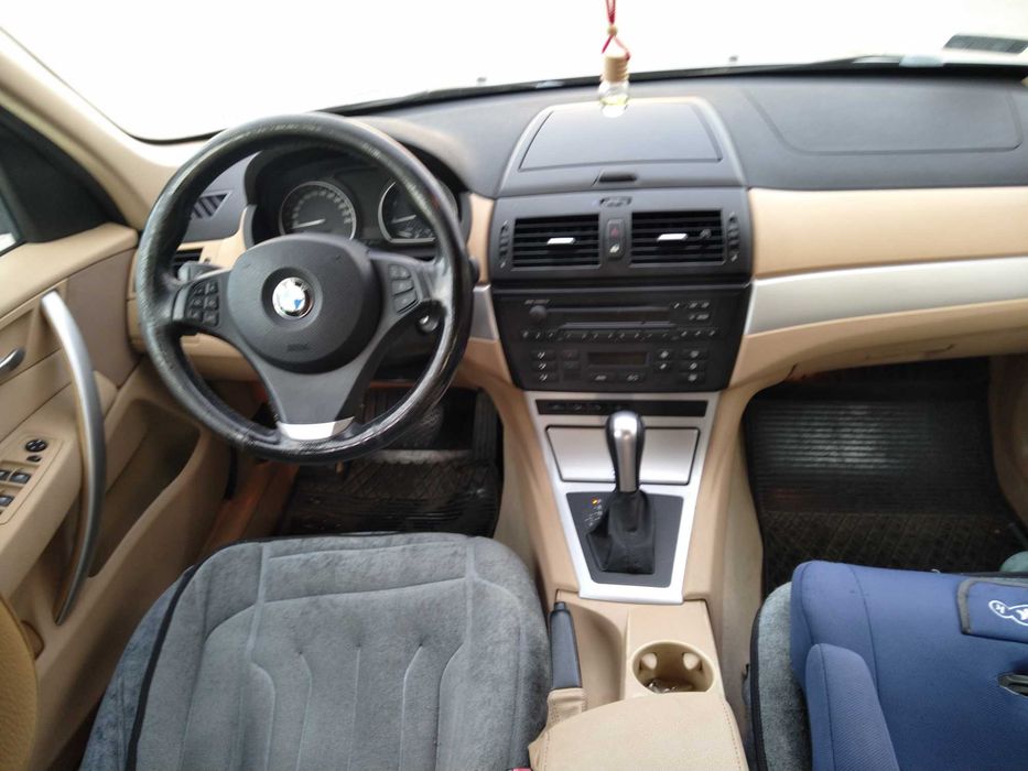 BMW X3  E83 2.0D