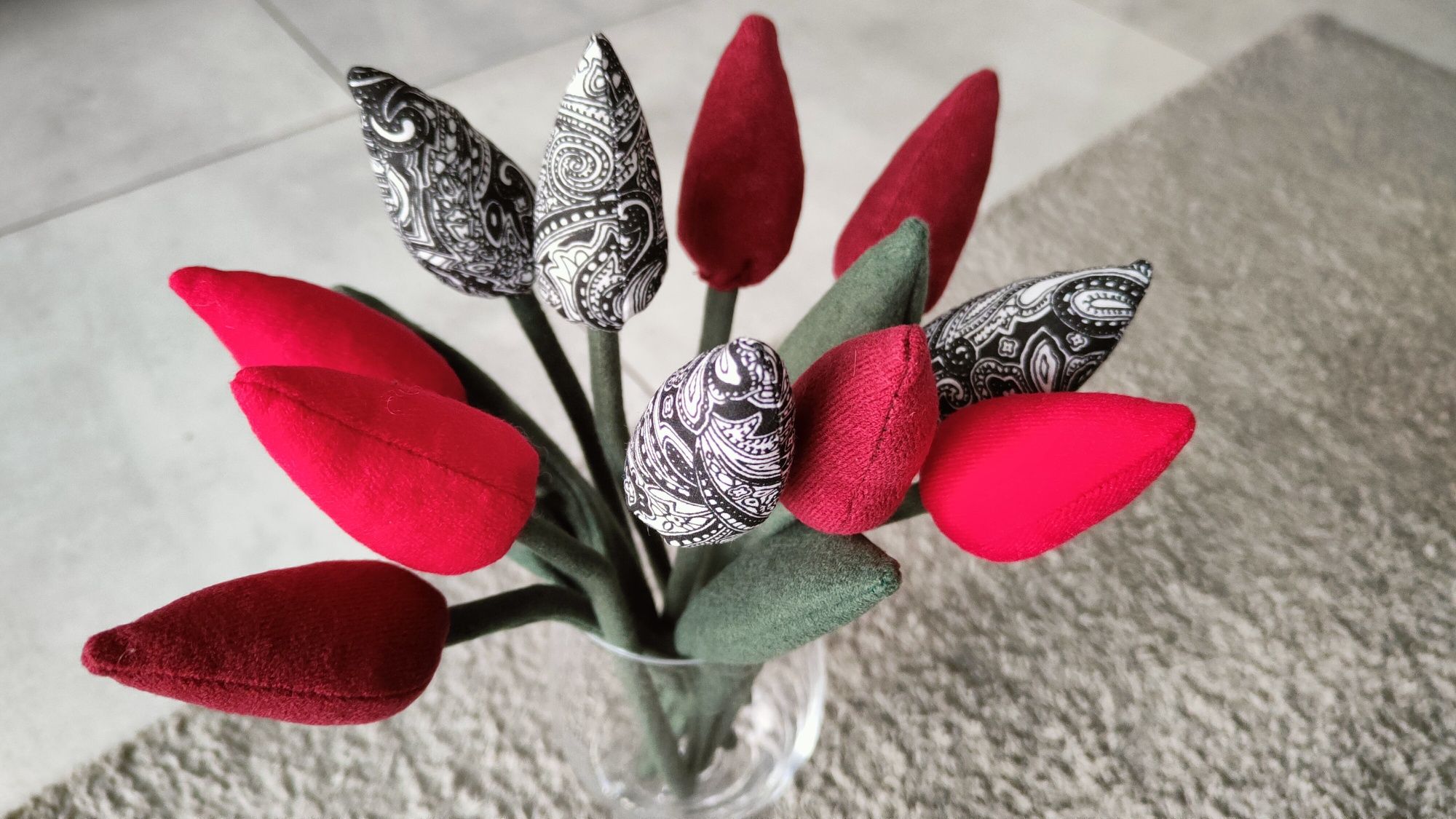Tulipany z materiału ręcznie szyte