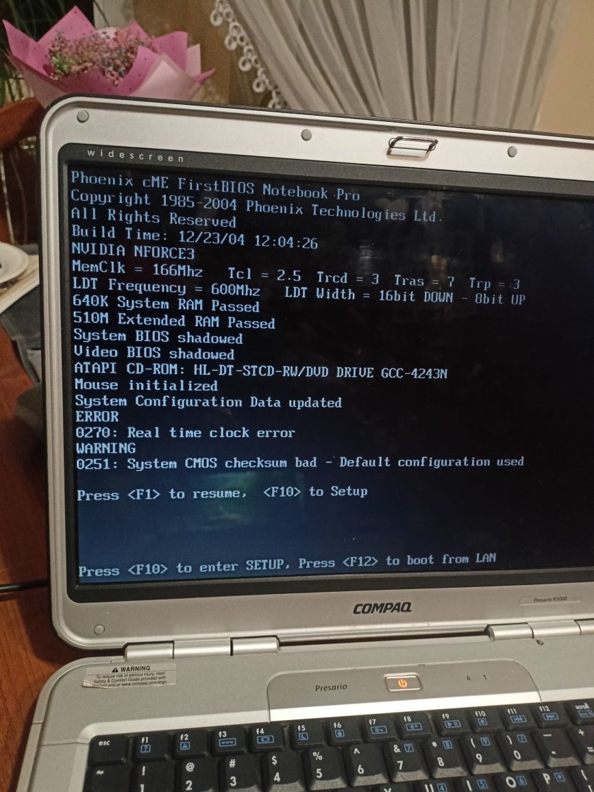 Laptop    Compaq