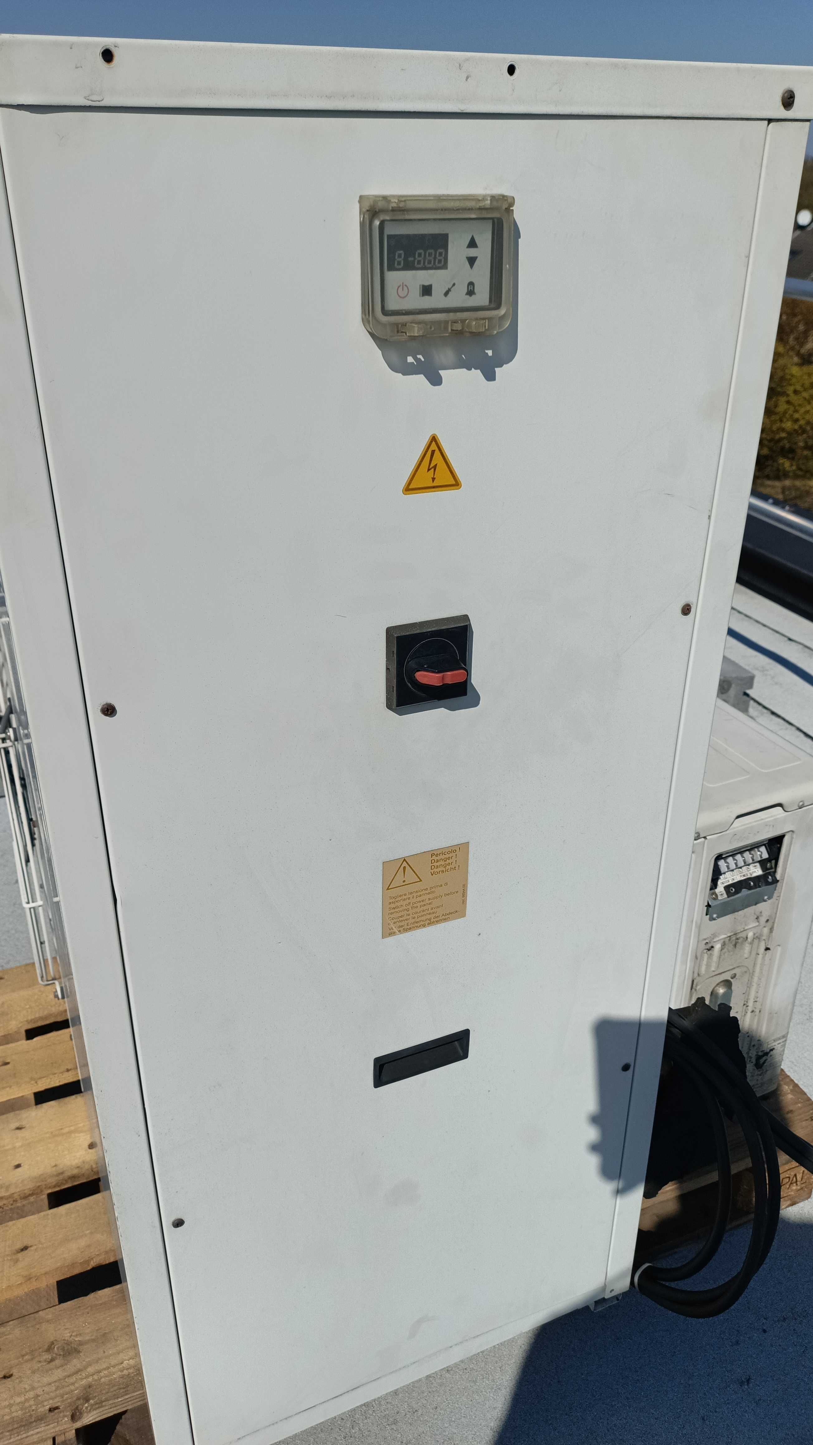 Agregat CHILLER " AERMEC " model  ANL 070