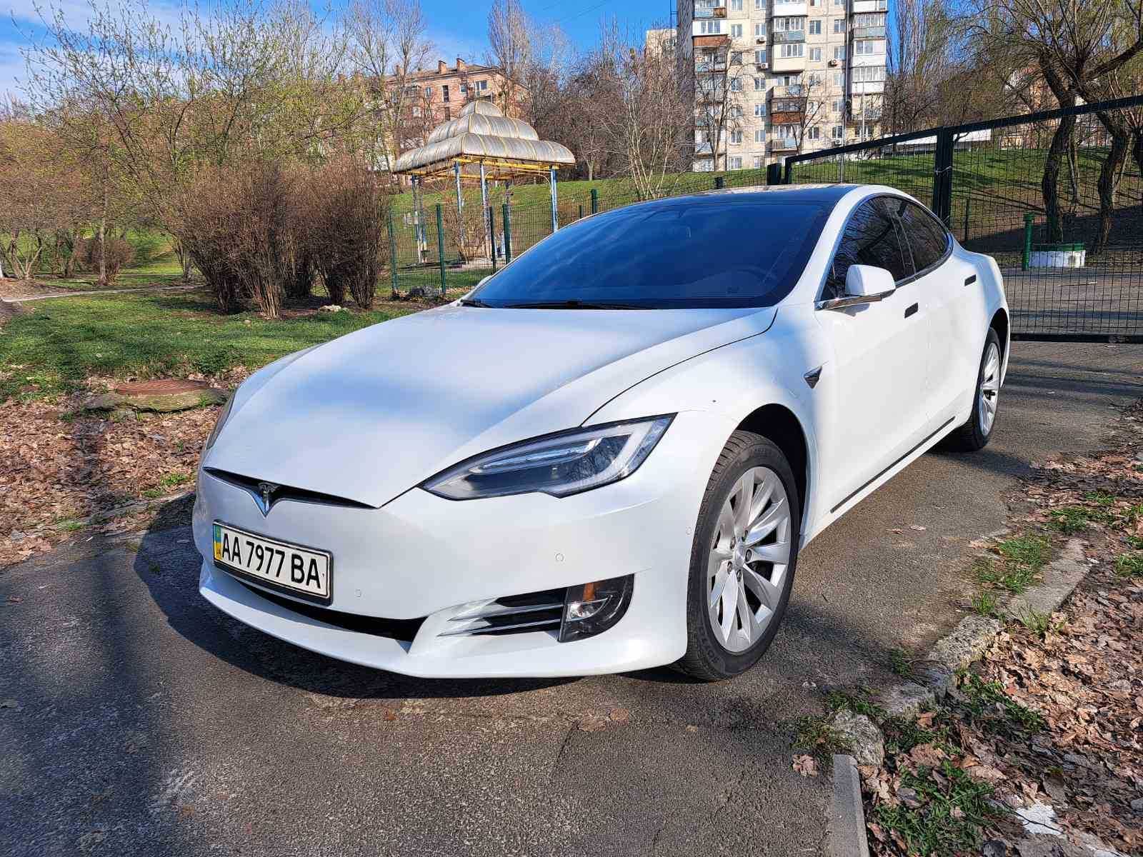 Tesla Model S75D  2019 DM 4x4