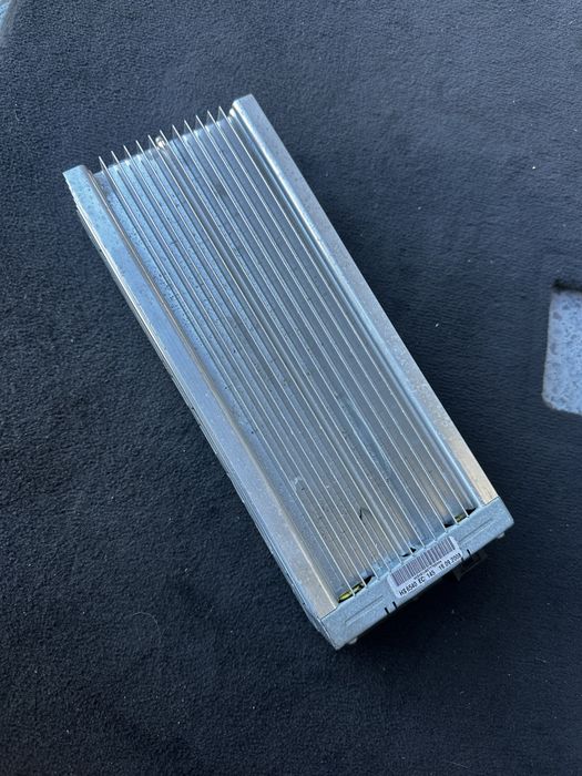 Amplificador Logic7 Bmw