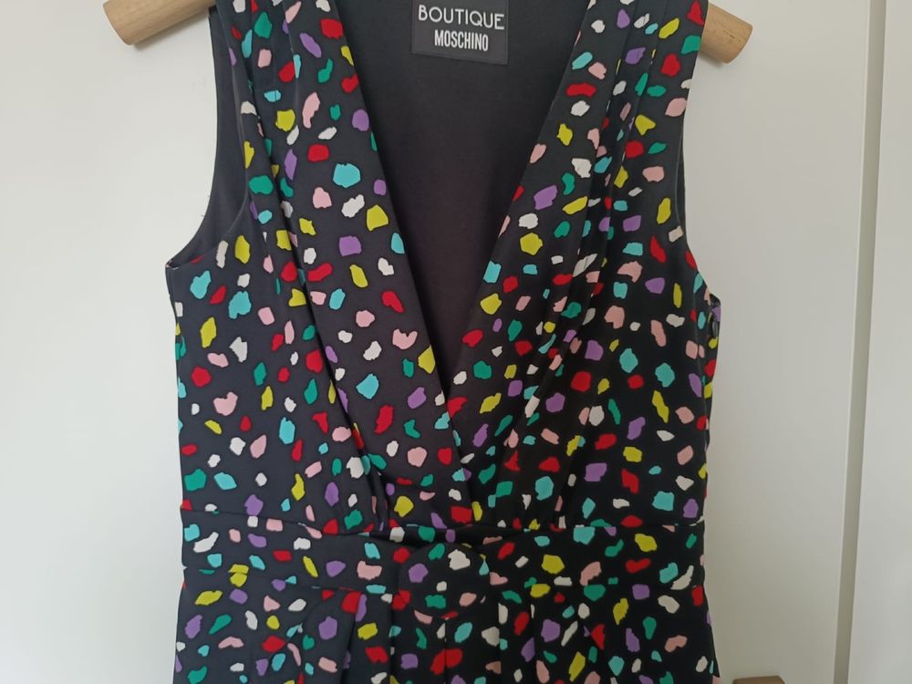 vestido boutique moschino