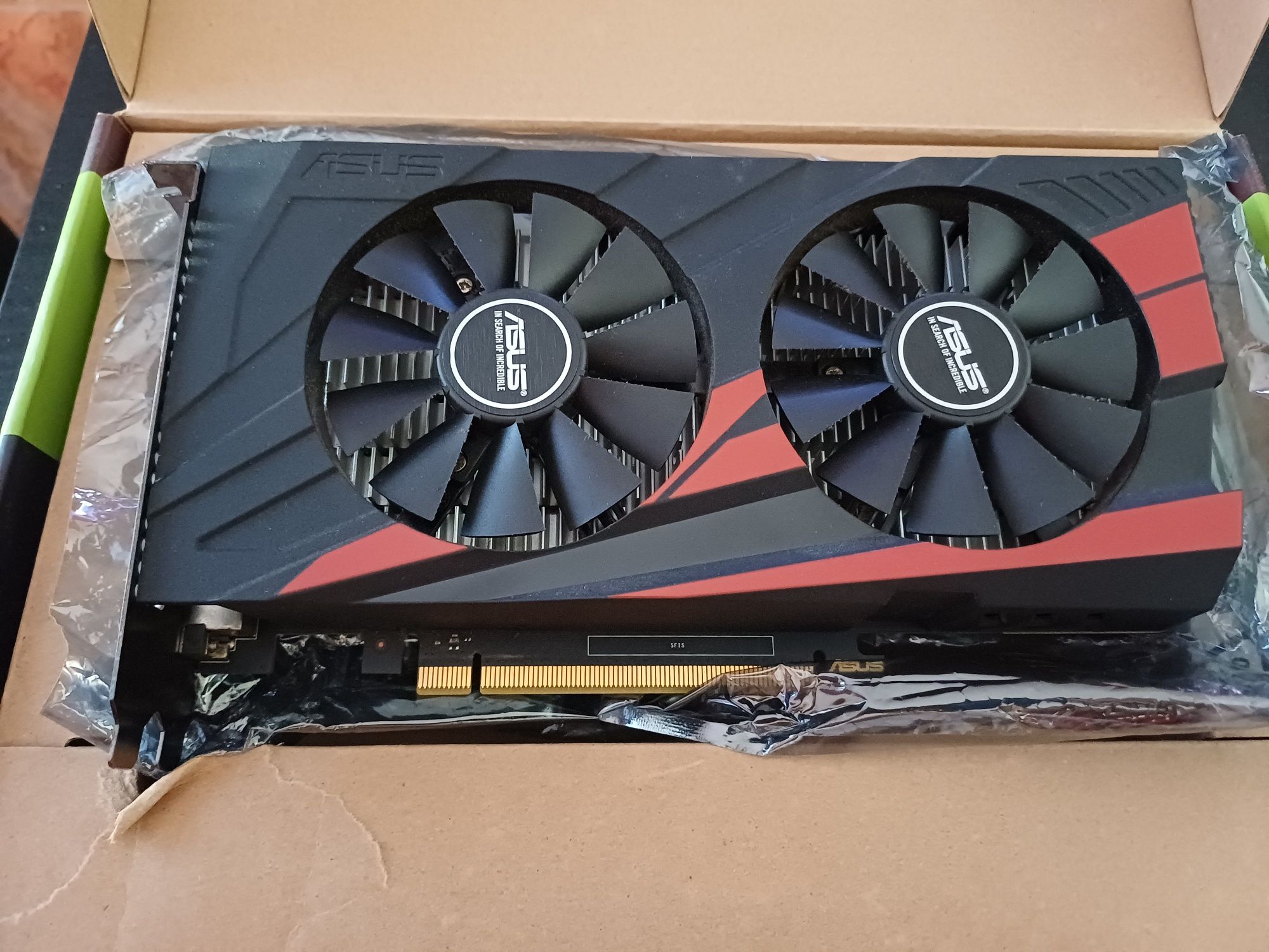 Placa gráfica ASUS Geforce GTX 1050 Ti 4GB