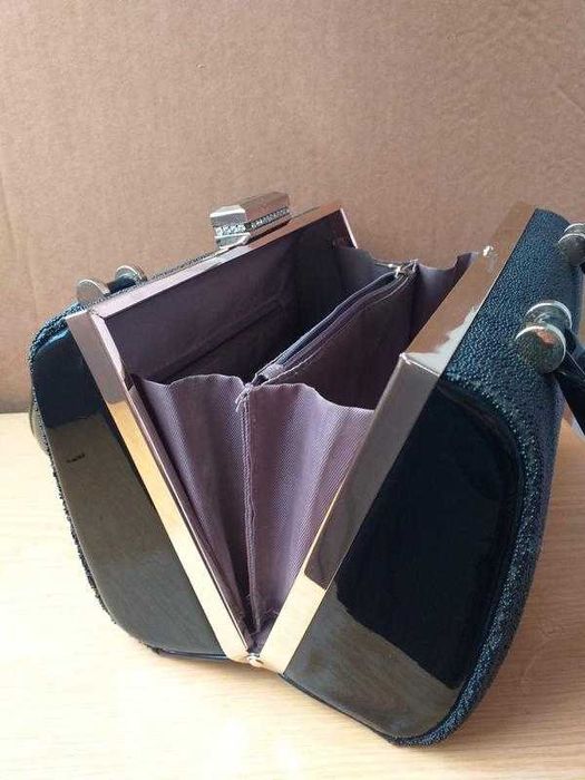 Стильная женская сумочка