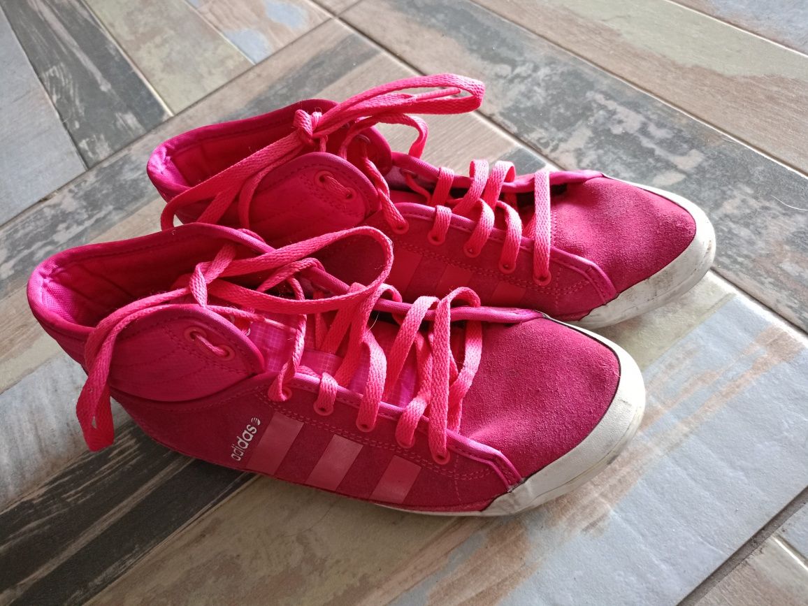 Trampki, buty firmy Adidas, wysokie adidasy