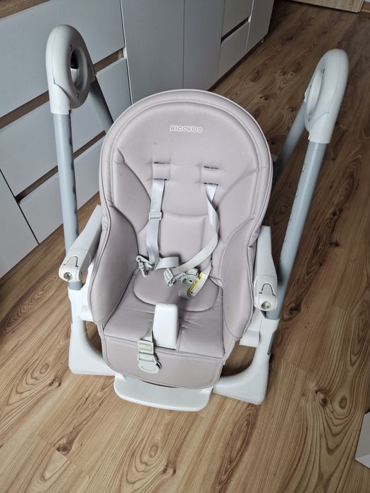 Krzesełko do karmienia Ricokids