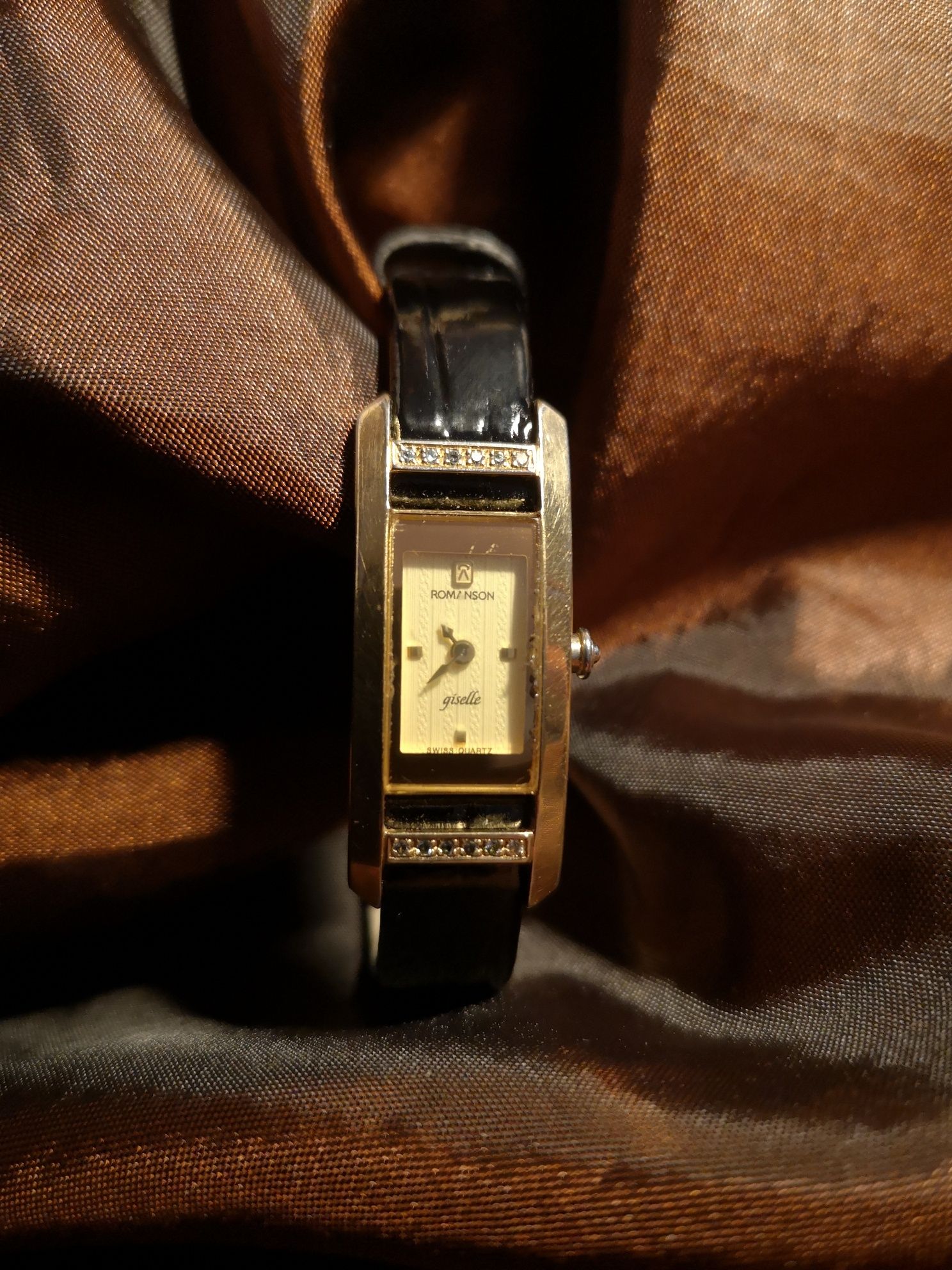 Часы Romanson наручний жіночий годинник