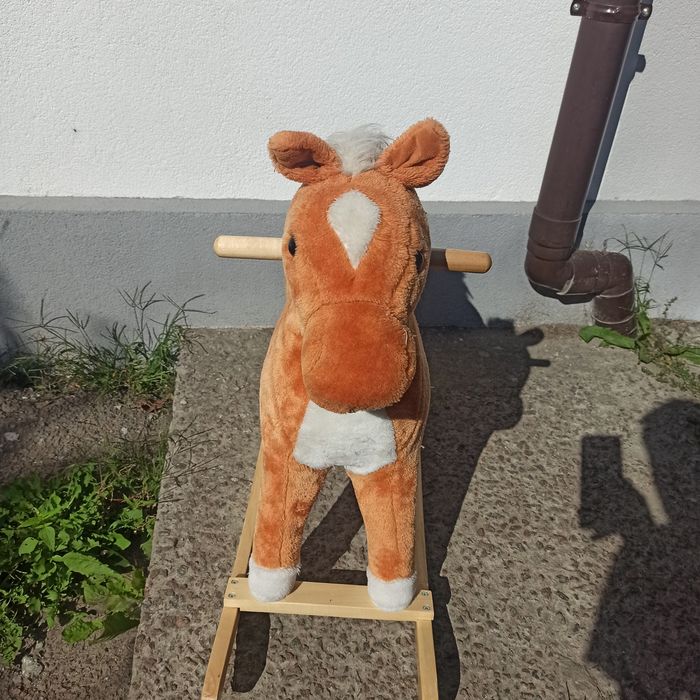 Коник - гойдалка великий