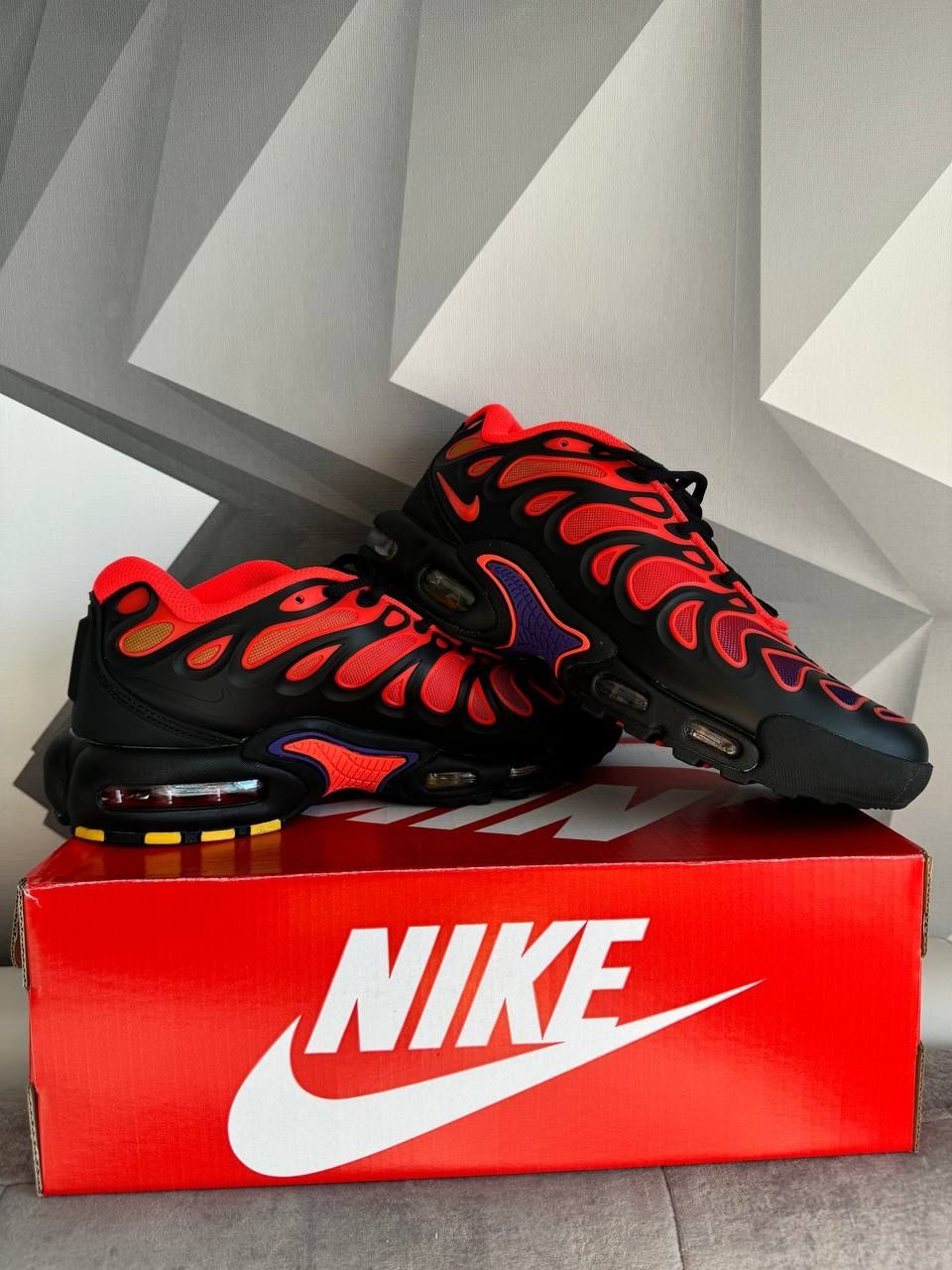 Кросівки Nike Air Max Tn Plus Drift