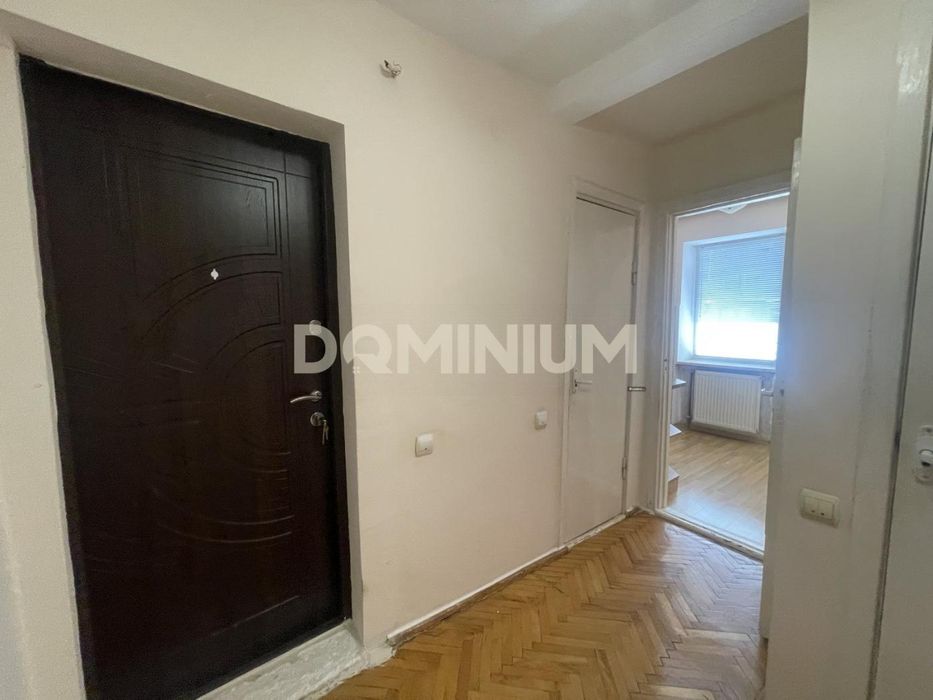 Продається однокімнатна квартира в місті Хуст