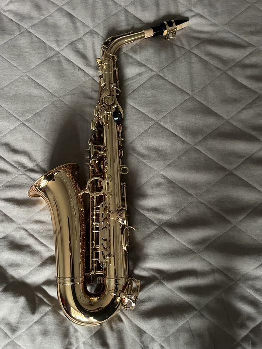 Продам саксофон J.Michael AL500