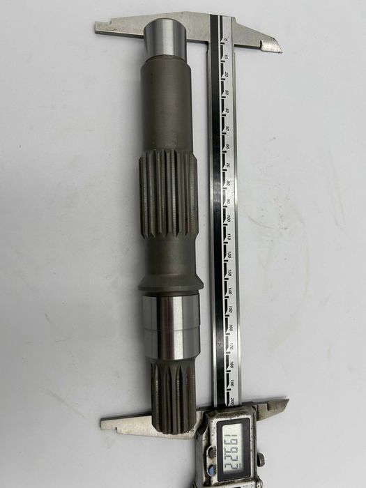 Wałek pompy AL A10VO45 Manitou Z13/Z18 L=199mm