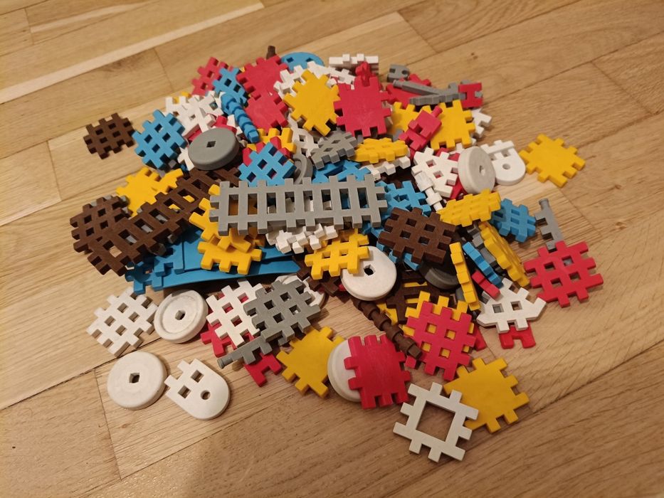 Klocki konstrukcyjne marioinex, zestaw około 150 klocków