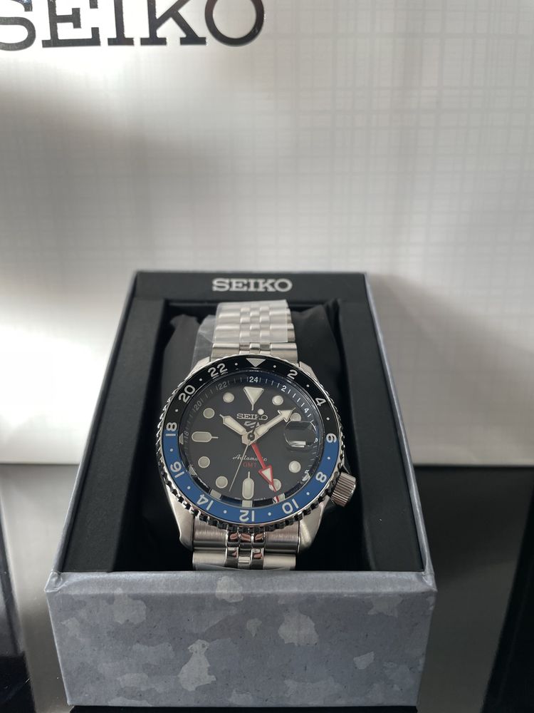 Zegarek Seiko 5 Sports GMT Blueberry SSK003K1