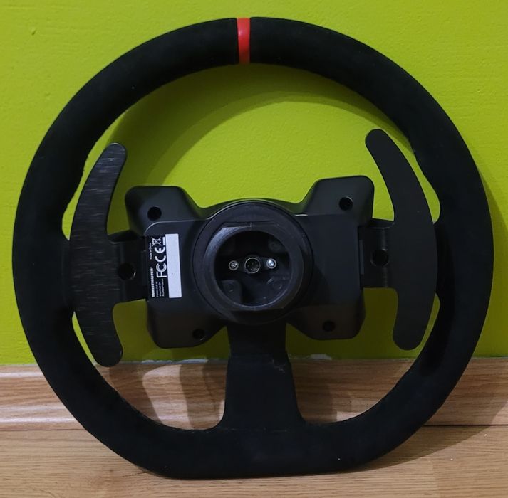 Kierownica obręcz thrustmaster alcantara