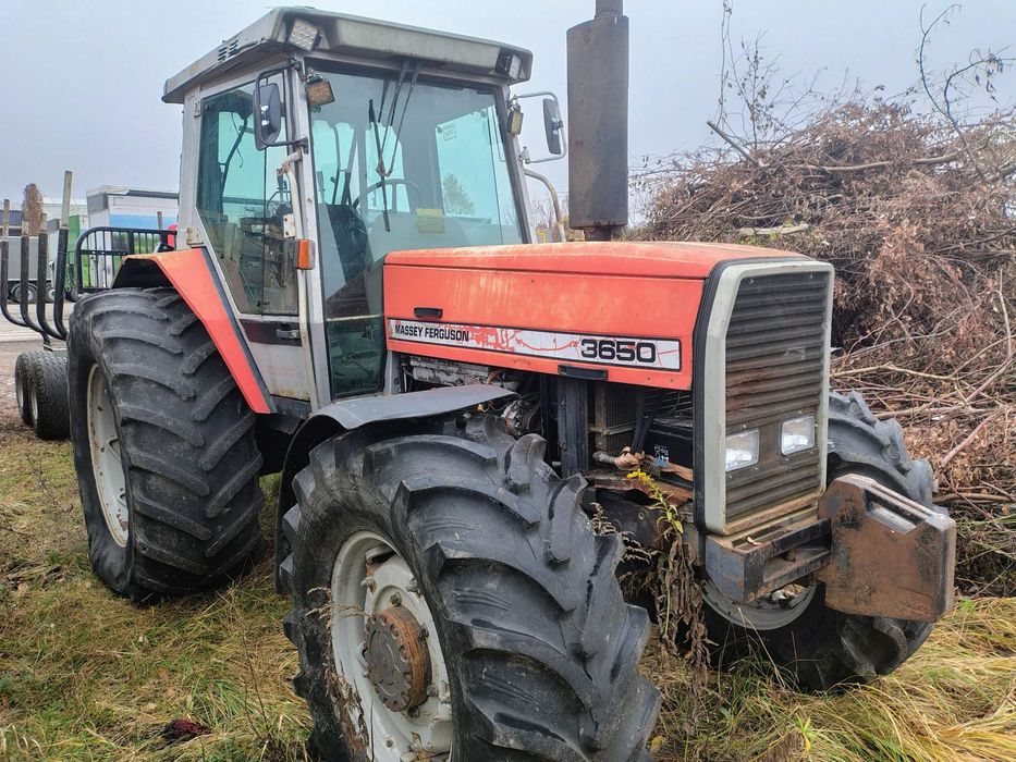 Massey Ferguson 3650  Massey Ferguson 3650 150km Obracany fotel do drewna przyczepki