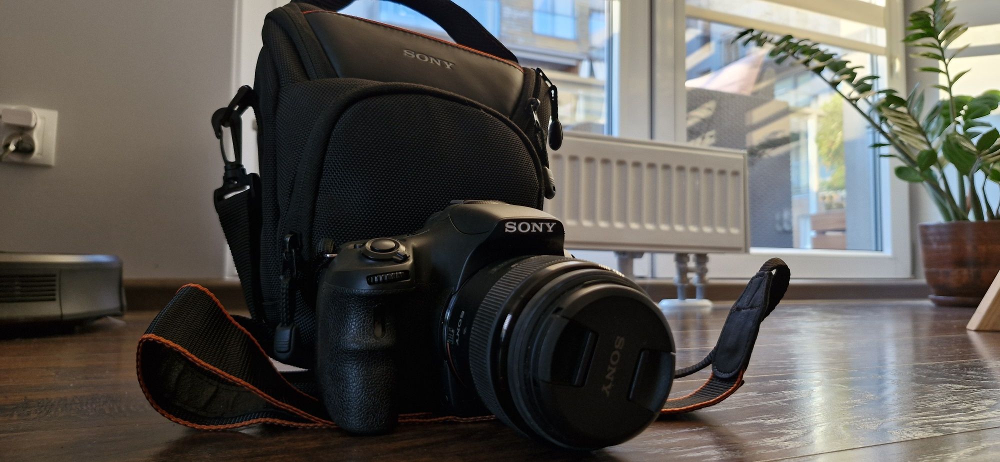 Aparat Sony alfa 58 + Torba + Statyw + Ładowarka