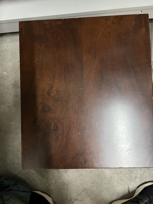 Mesa de apoio café / revistas