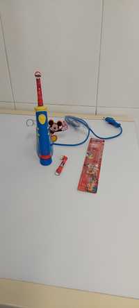 Escova de dentes eléctrica para crianca