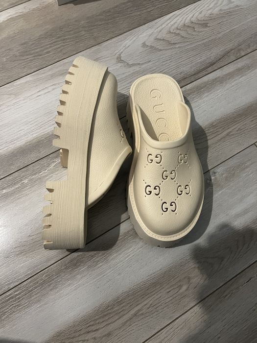 Сабо клоги відомого бренду 41 розмір