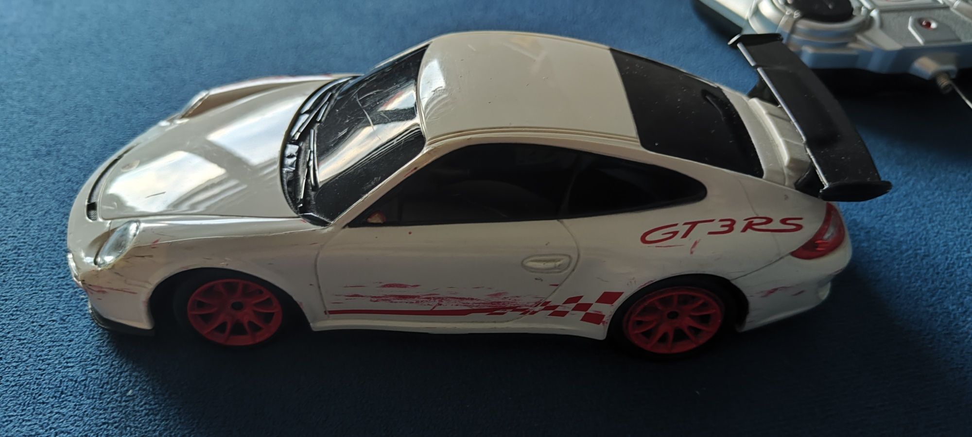 Porsche GT3 RS autko auto na pilot