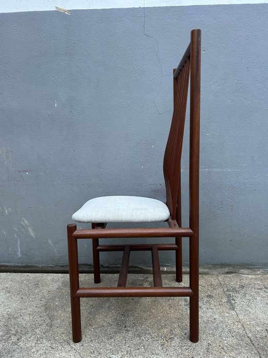 Cadeiras de jantar dinamarquesas