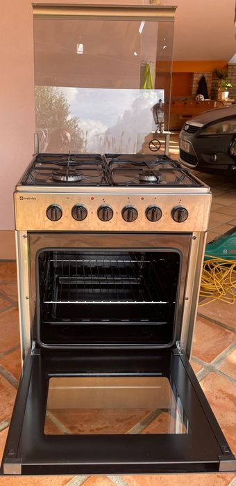 Fogão + forno (gás + Eletricidade) marca Meireles, 4 fontes de calor