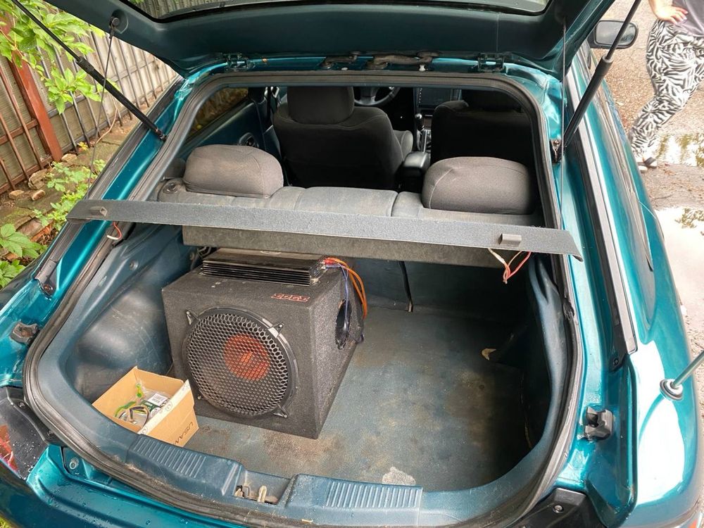 Продаю автомобіль Mazda 323f ba 1995 року