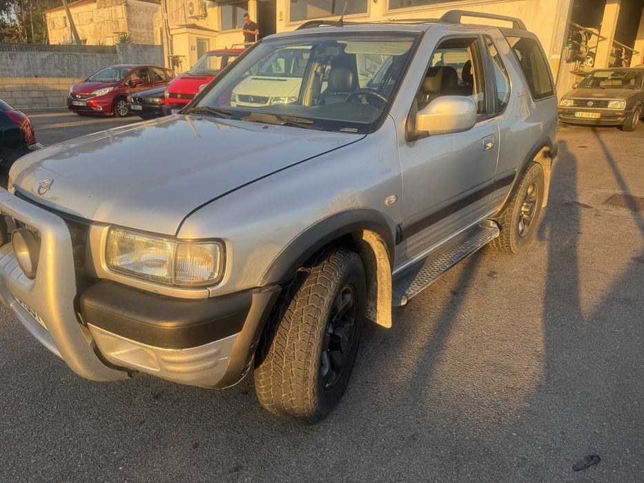 Opel frontera B sport 2.2 dti