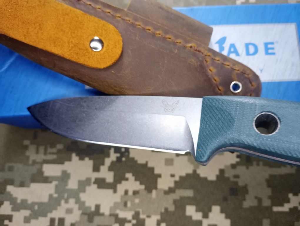 Нож тактический Benchmade Bushcrafter выживание в дикой природе.