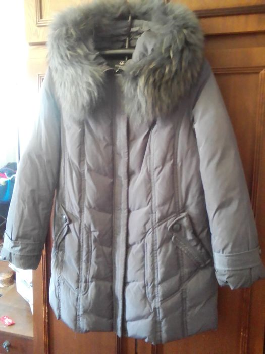 Продам полу- пальто.