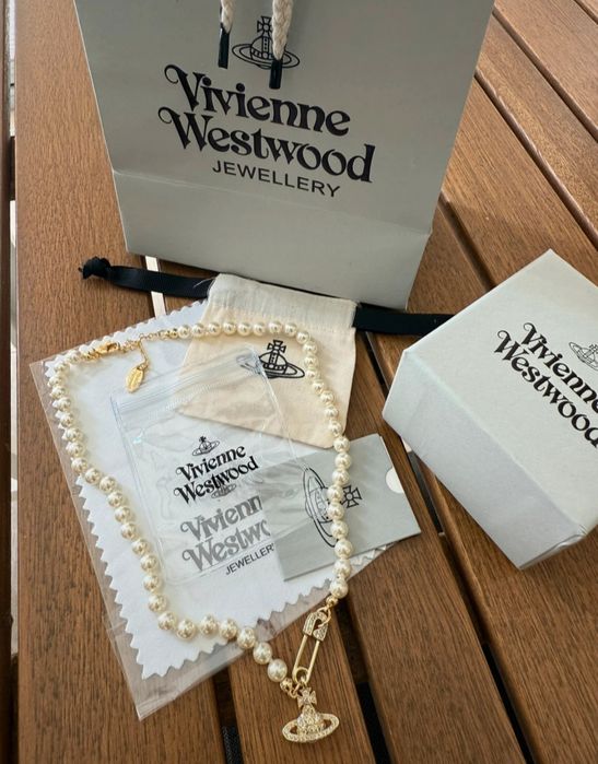 Colar Vivienne Westwood