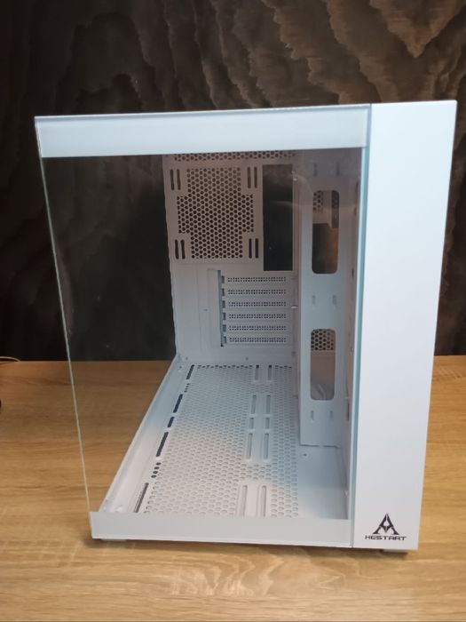 Компьютерный корпус MSI