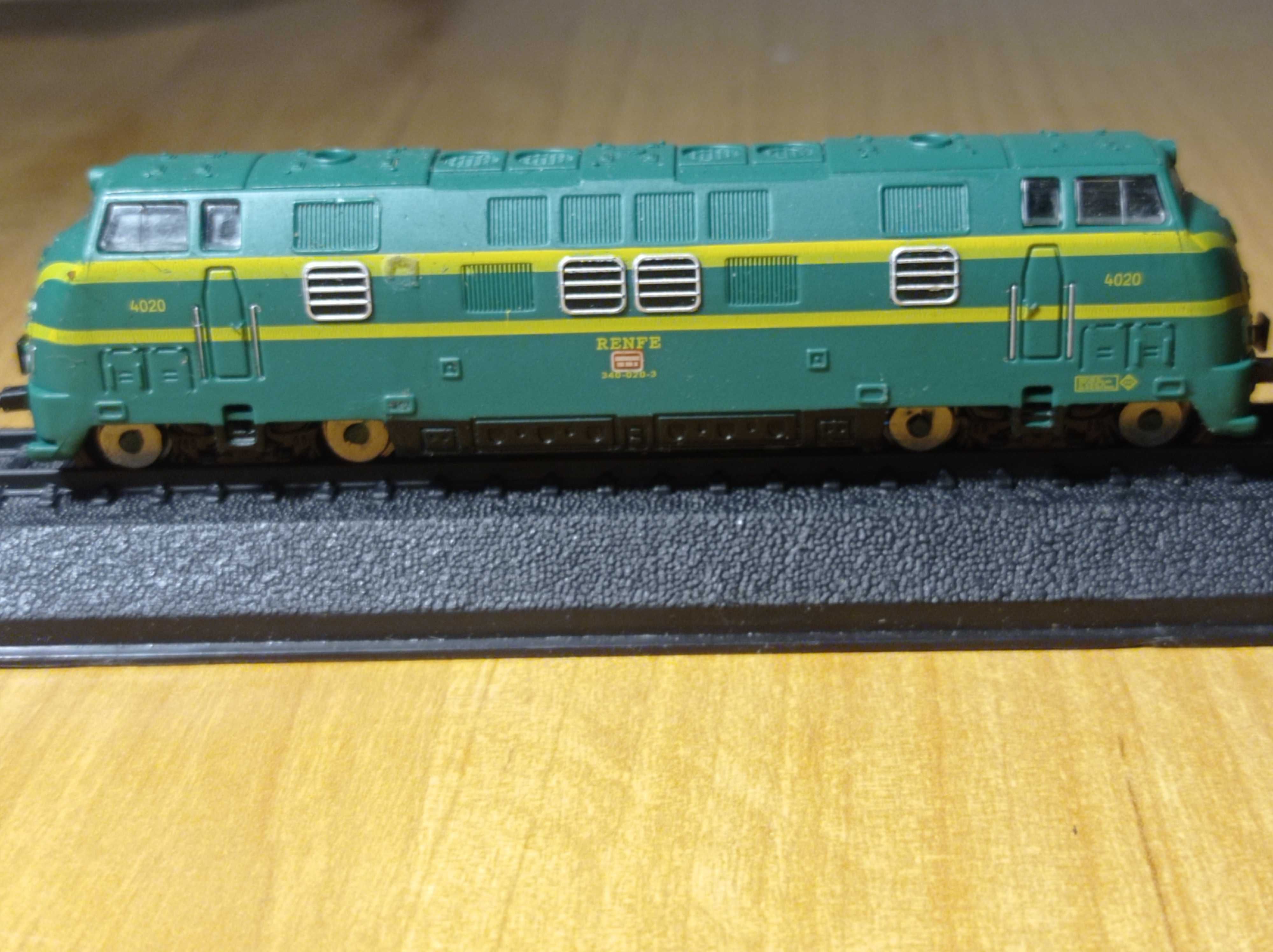 Model pociągu w skali N 1:160 hiśpanski Class 340 RENFE