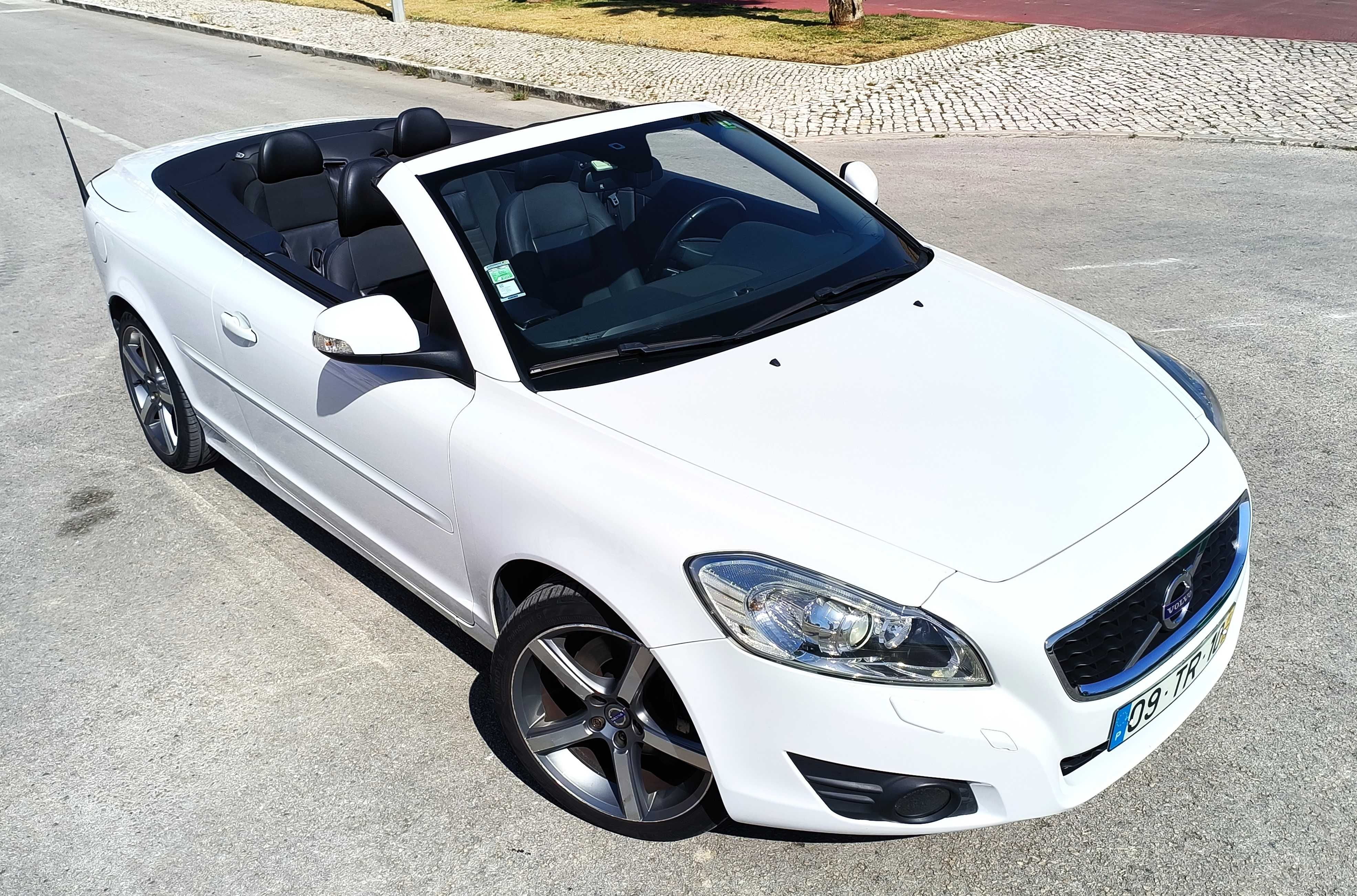 VOLVO C70 D3 MOMENTUM (cabrio hard top, distinto e muito estimado)