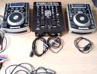 Dj! Mesa de mistura Behringer NOX 404 e decks Numark NDX 400