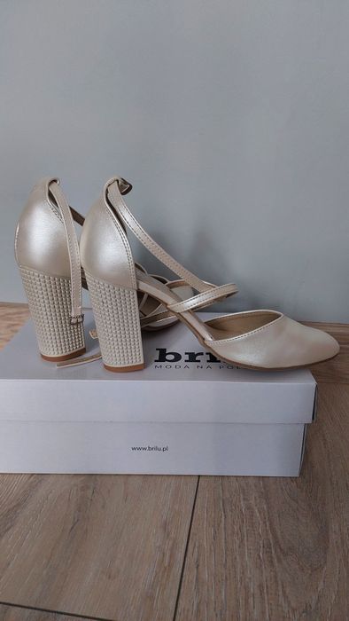 Buty ślubne Brilu