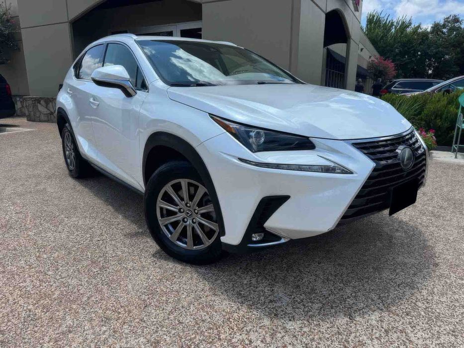 Lexus NX 300      2019