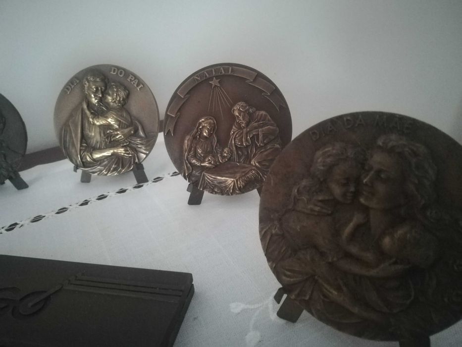 Coleção de medalhas em BRONZE