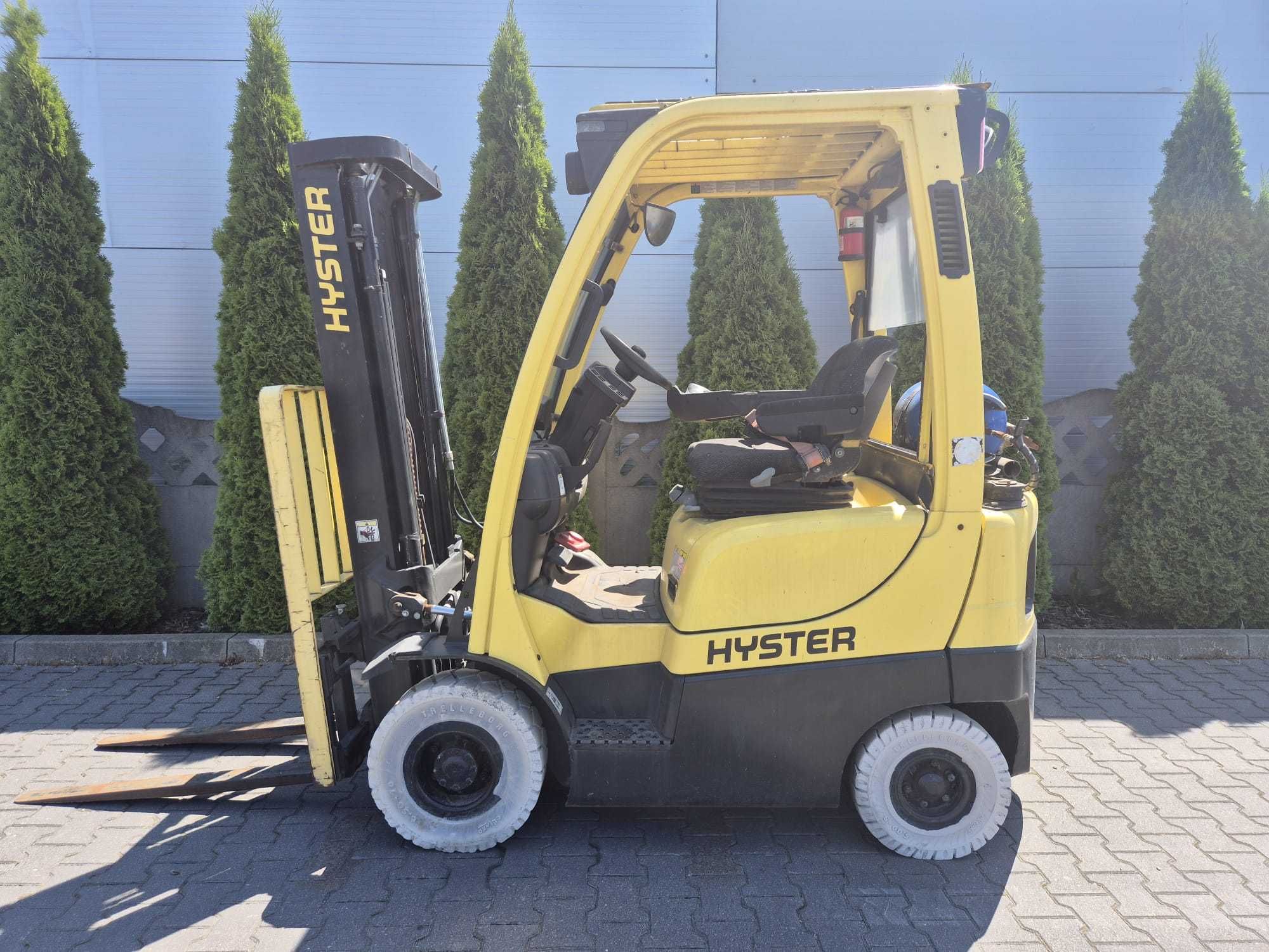 Wózek widłowy używany Hyster H1.6FT wolny skok, przesuw boczny 2011