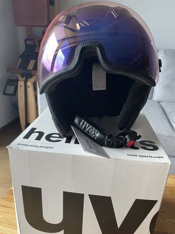 Nowy kask narciarski UVEX