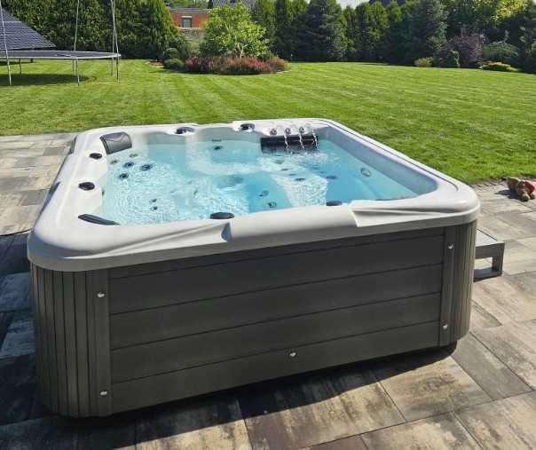 Jacuzzi Jakuzzi Ogrodowe Spa Basen beczka z USA Zadbane Rezerwacja