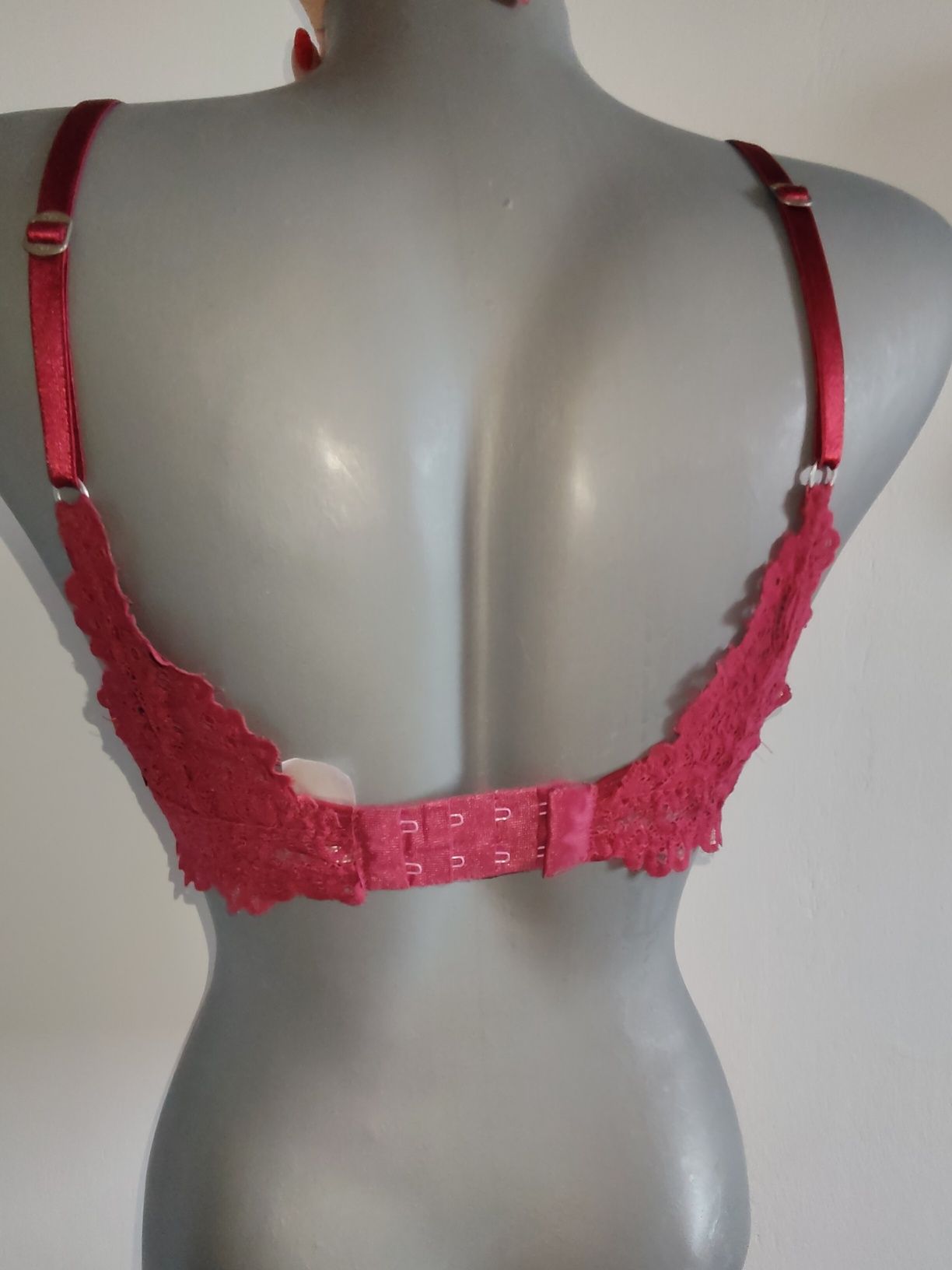 Bordowy biustonosz miękki koronkowy r 85C plus size elegancki