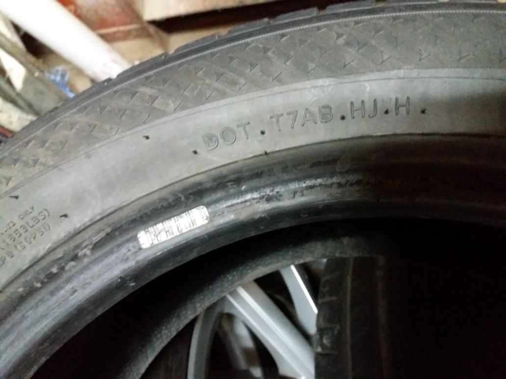 225/50R17  HANKOOK