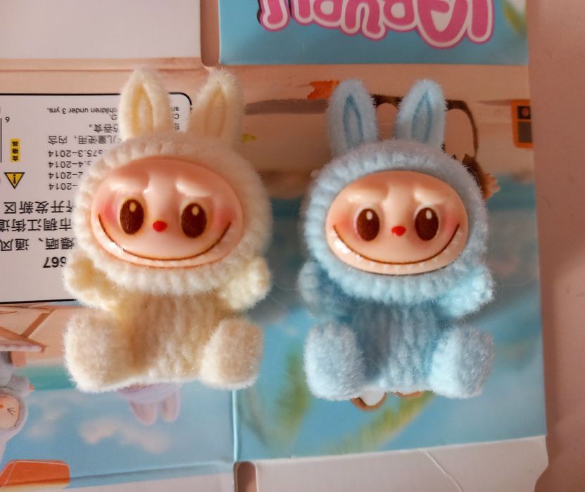 Nowe figurki Labubu, dwa pudełka z niespodzianką