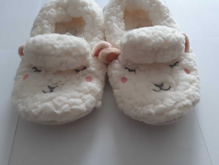 Nowe kapcie Top Secret rozmiar 36 z metką