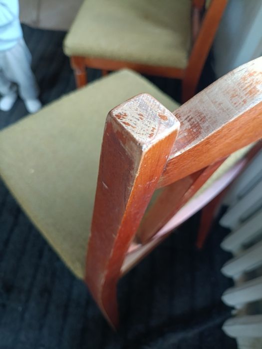 Krzesła 3 drewniane